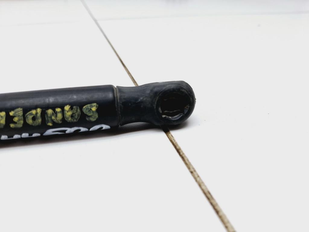 Амортизатор двери багажника, 500 рублей, Пермь