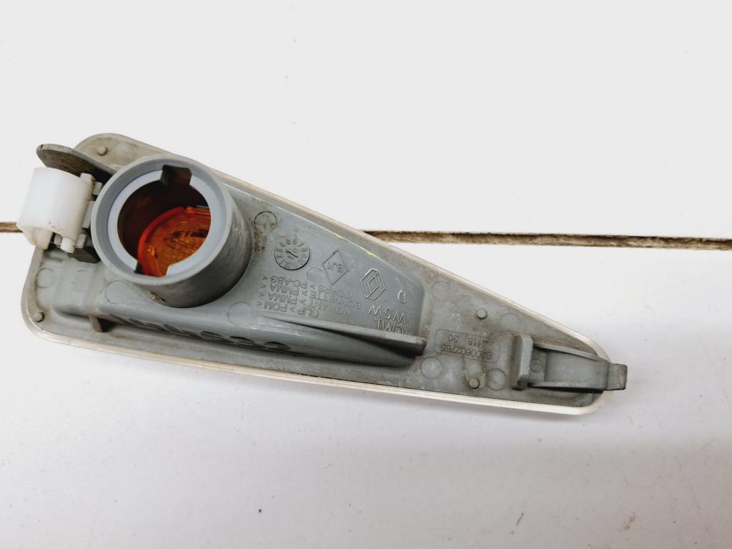 Повторитель на крыло правый, 500 рублей, Пермь