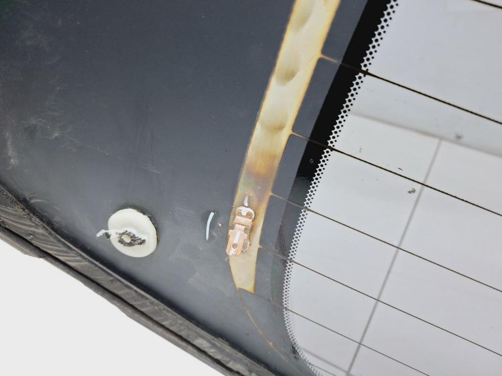 Стекло двери багажника, 8000 рублей, Пермь