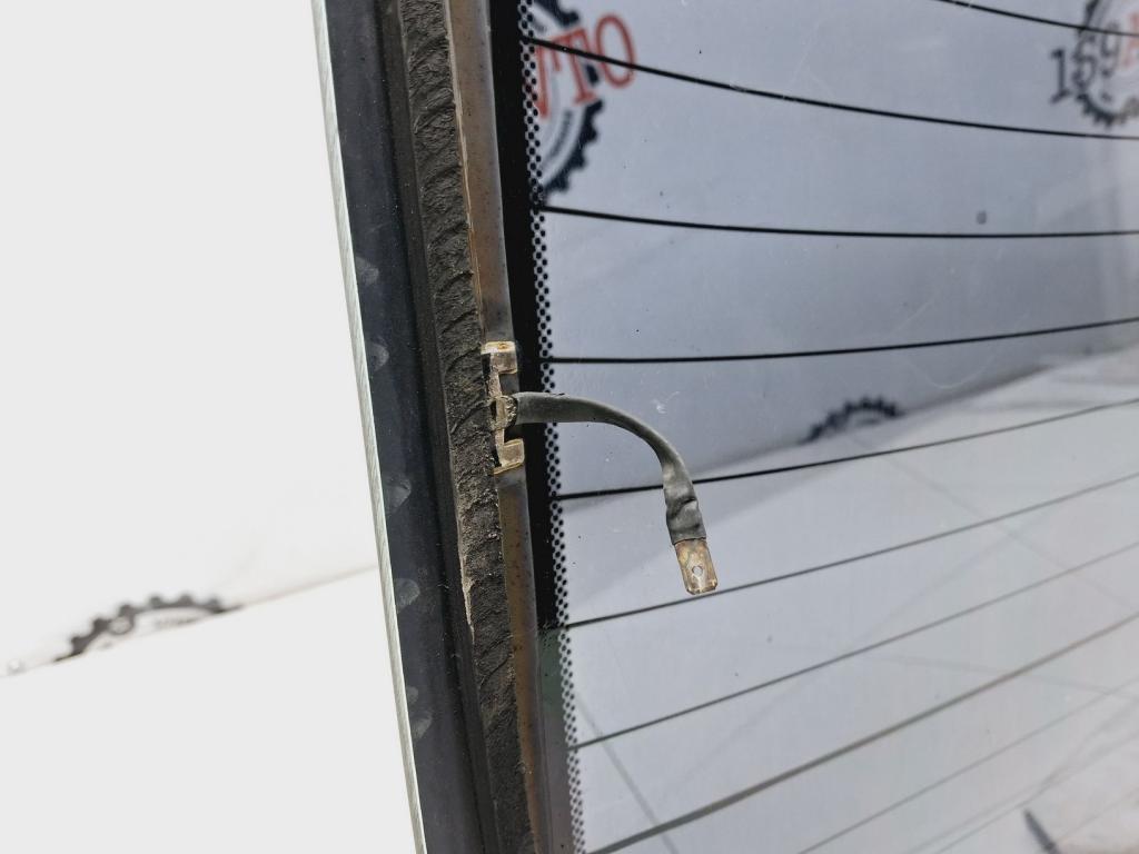 Стекло заднее, 2500 рублей, Пермь