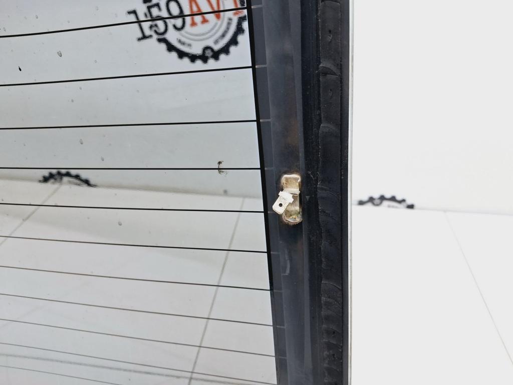 Стекло заднее, 4000 рублей, Пермь