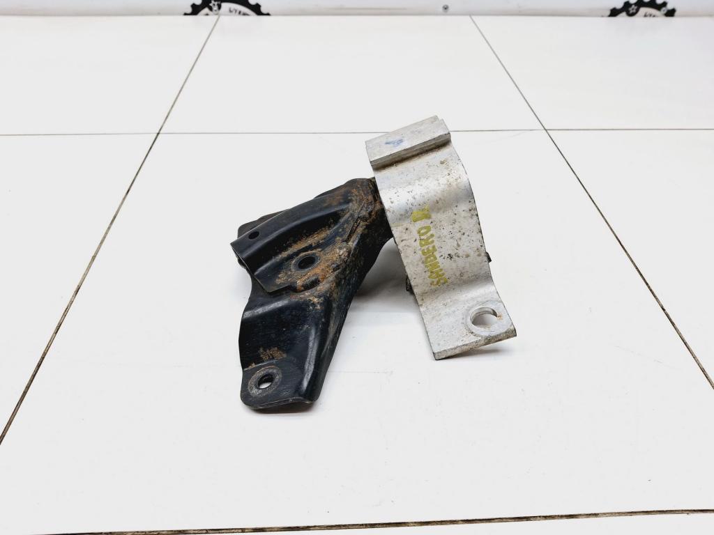 Опора двигателя правая, 1000 рублей, Пермь