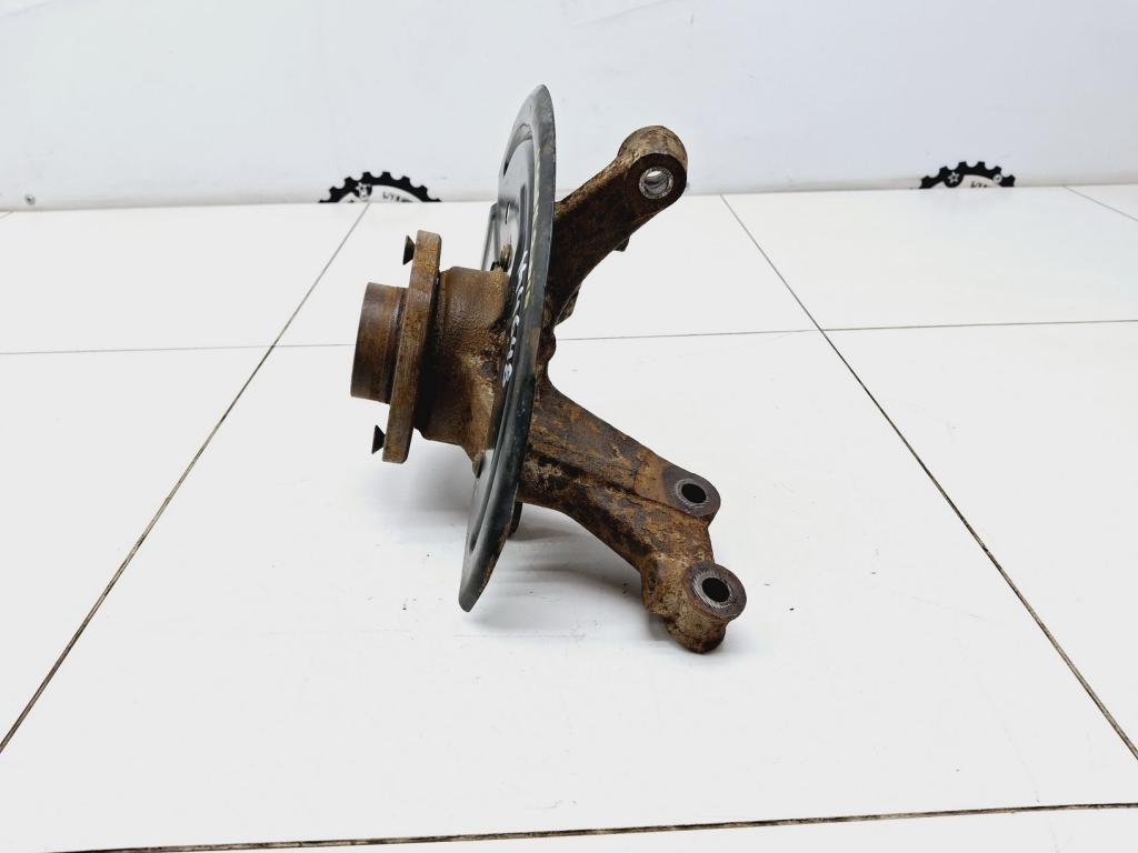 Кулак поворотный передний правый, 3500 рублей, Пермь