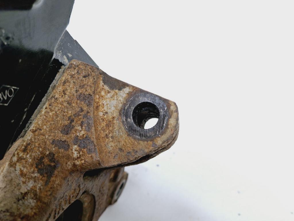 Кулак поворотный передний правый, 3500 рублей, Пермь