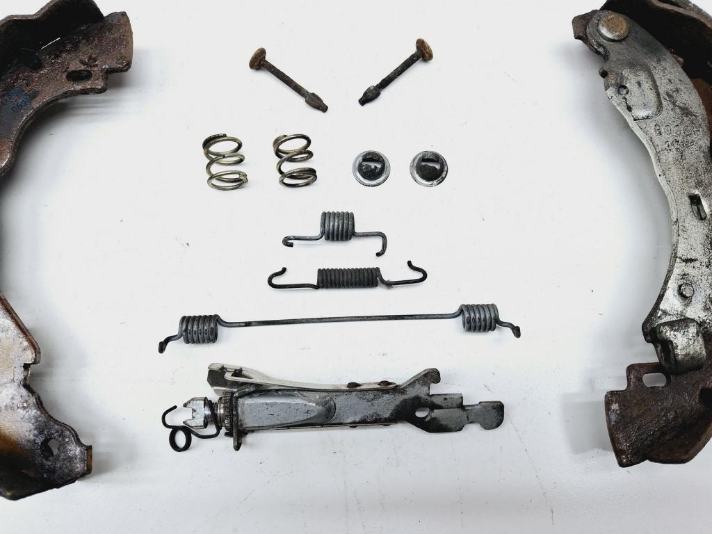 Ремкомплект ручника, 1000 рублей, Пермь