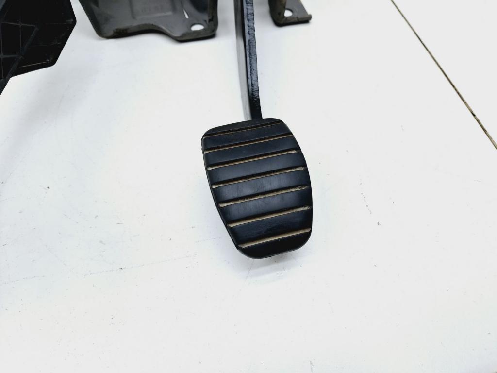 Блок педалей, 1000 рублей, Пермь