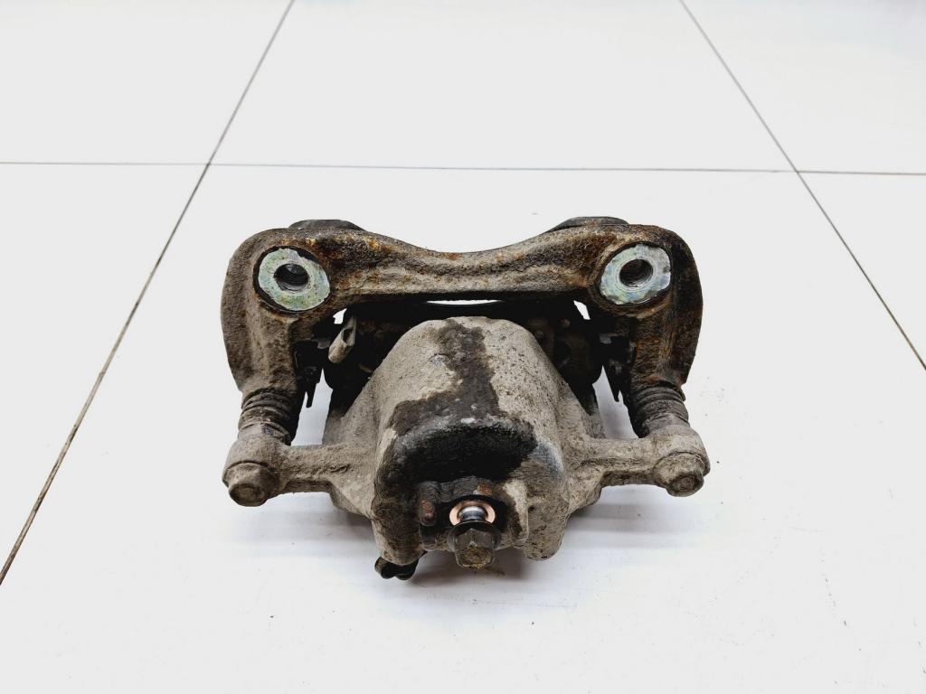 Суппорт передний правый, 7000 рублей, Пермь