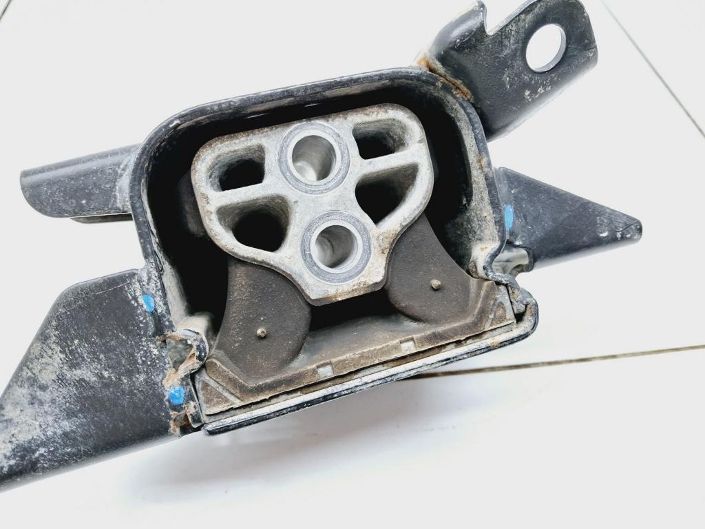 Опора двигателя левая, 4000 рублей, Пермь