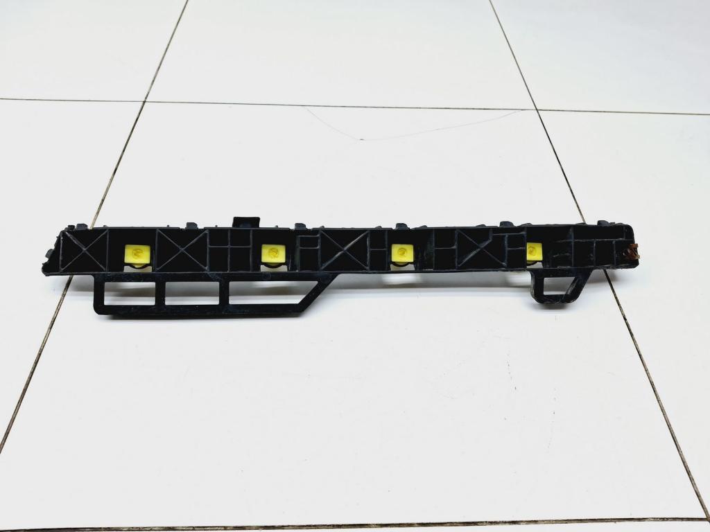 Кронштейн заднего бампера правый, 1000 рублей, Пермь