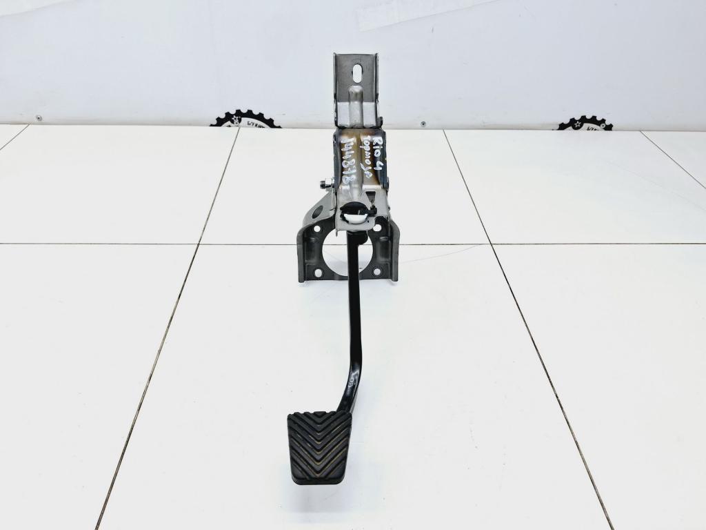 Педаль тормоза, 1000 рублей, Пермь