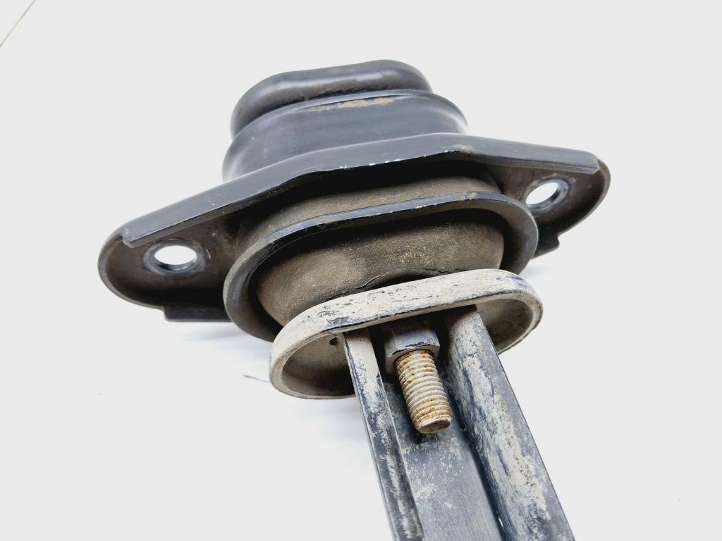 Опора двигателя задняя, 4000 рублей, Пермь