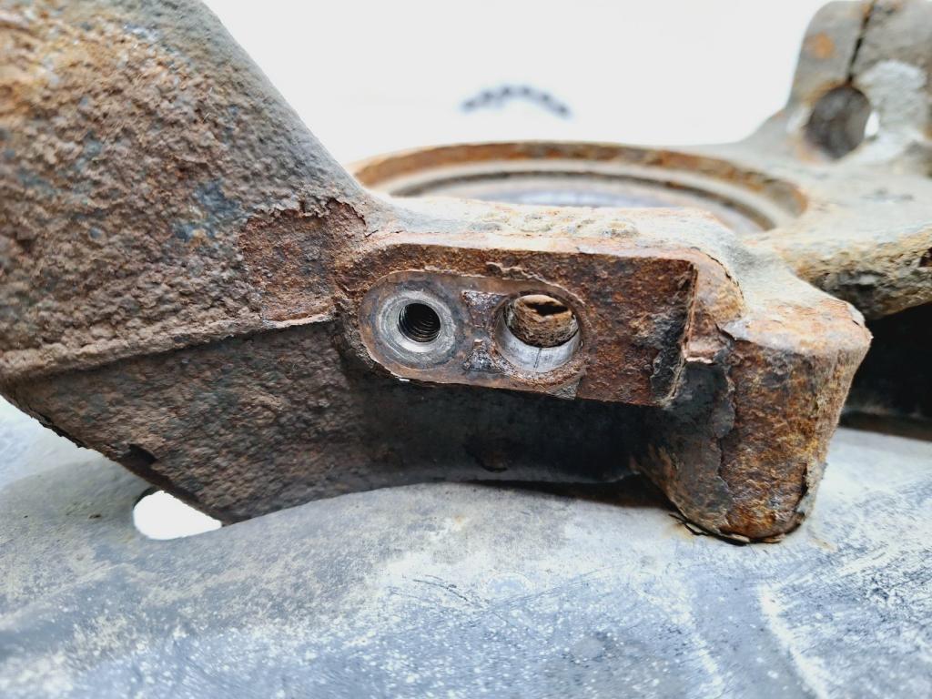 Кулак поворотный передний левый, 3500 рублей, Пермь