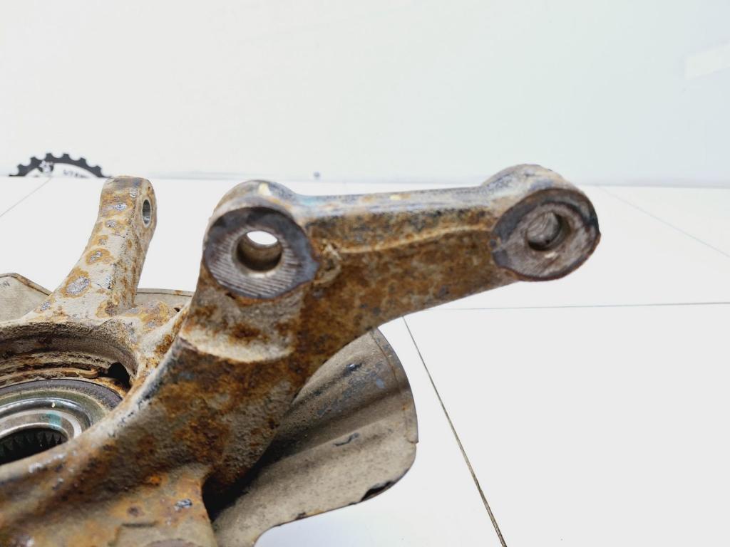 Кулак поворотный передний левый, 15000 рублей, Пермь