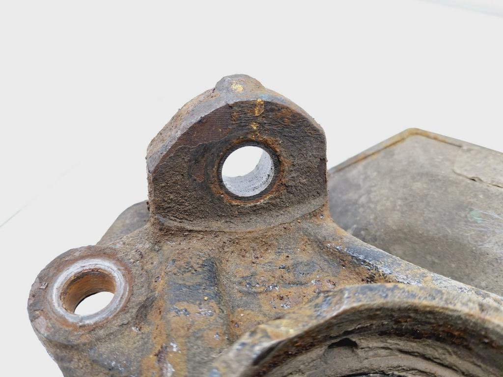 Кулак поворотный передний левый, 15000 рублей, Пермь