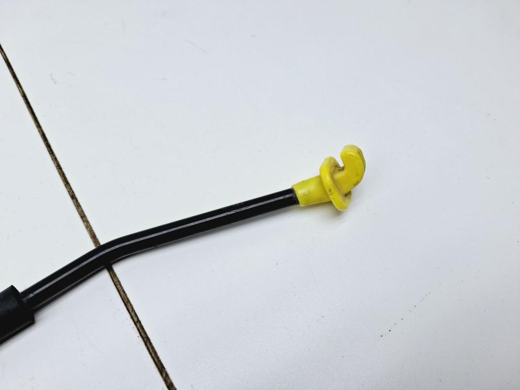 Держатель капота, 500 рублей, Пермь