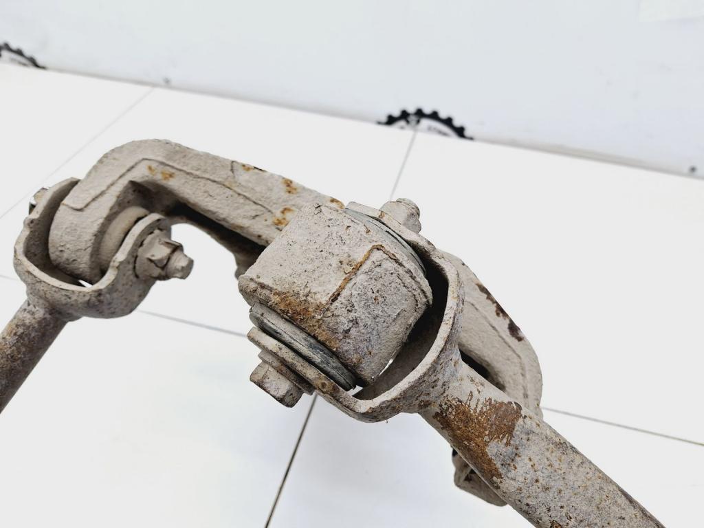 Кулак поворотный задний правый, 8000 рублей, Пермь