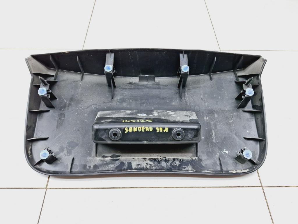 Обшивка двери багажника, 800 рублей, Пермь