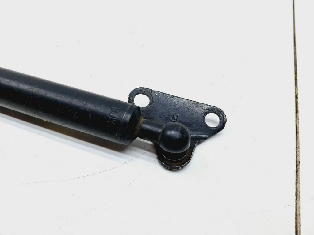 Амортизатор двери багажника, 2500 рублей, Пермь