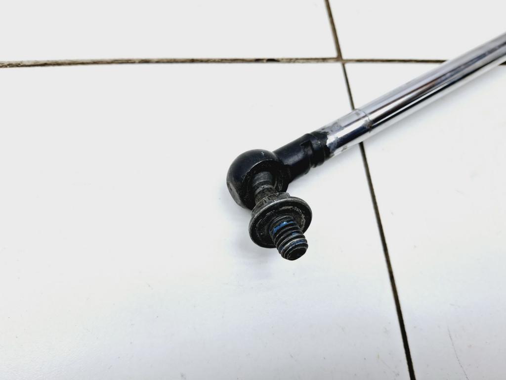 Амортизатор двери багажника, 2500 рублей, Пермь