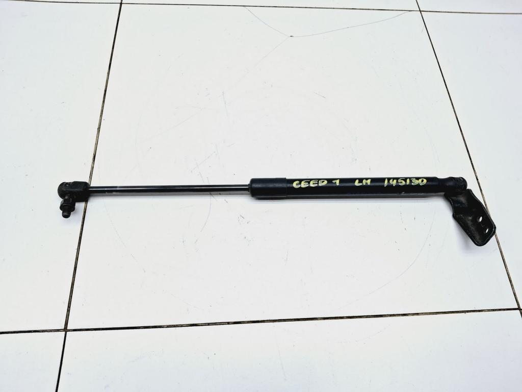 Амортизатор двери багажника, 500 рублей, Пермь