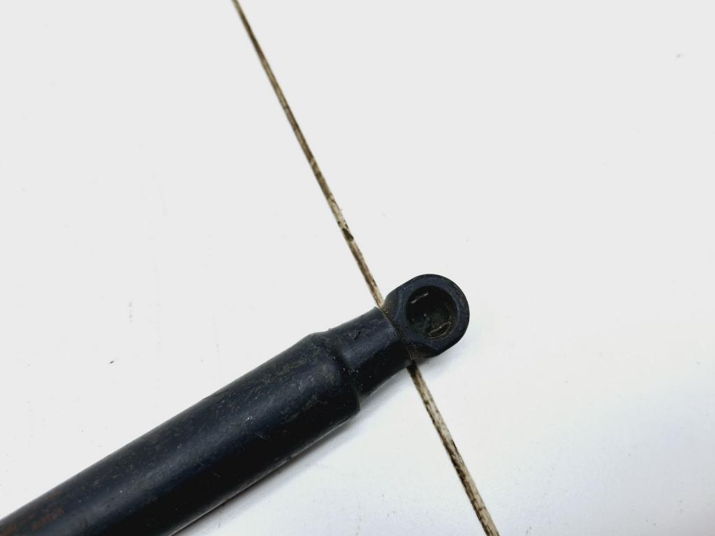 Амортизатор двери багажника, 500 рублей, Пермь