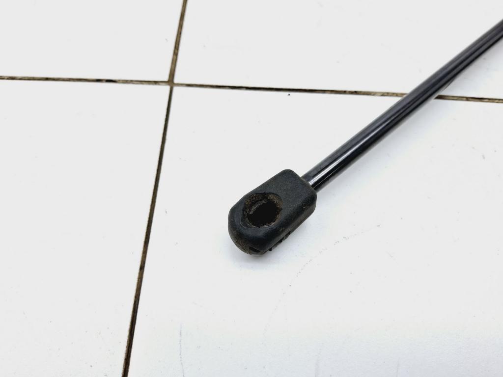 Амортизатор капота, 500 рублей, Пермь