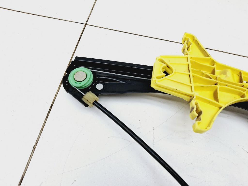 Стеклоподъемник задний левый, 1000 рублей, Пермь