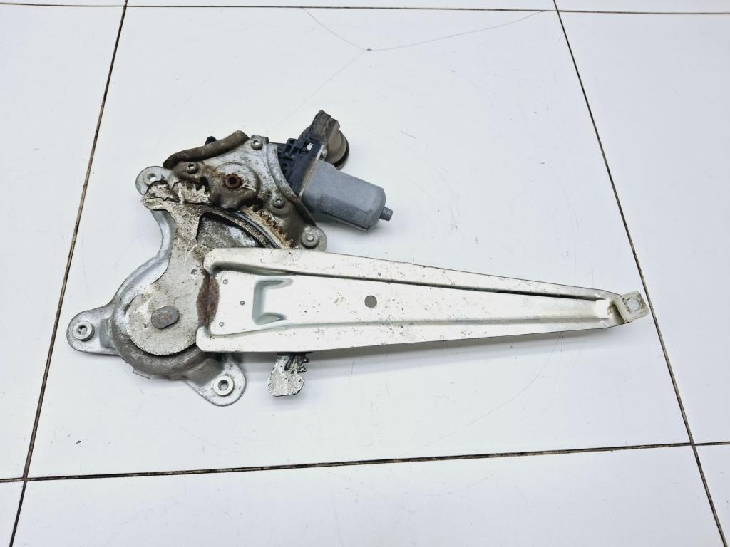 Стеклоподъемник задний правый, 1000 рублей, Пермь