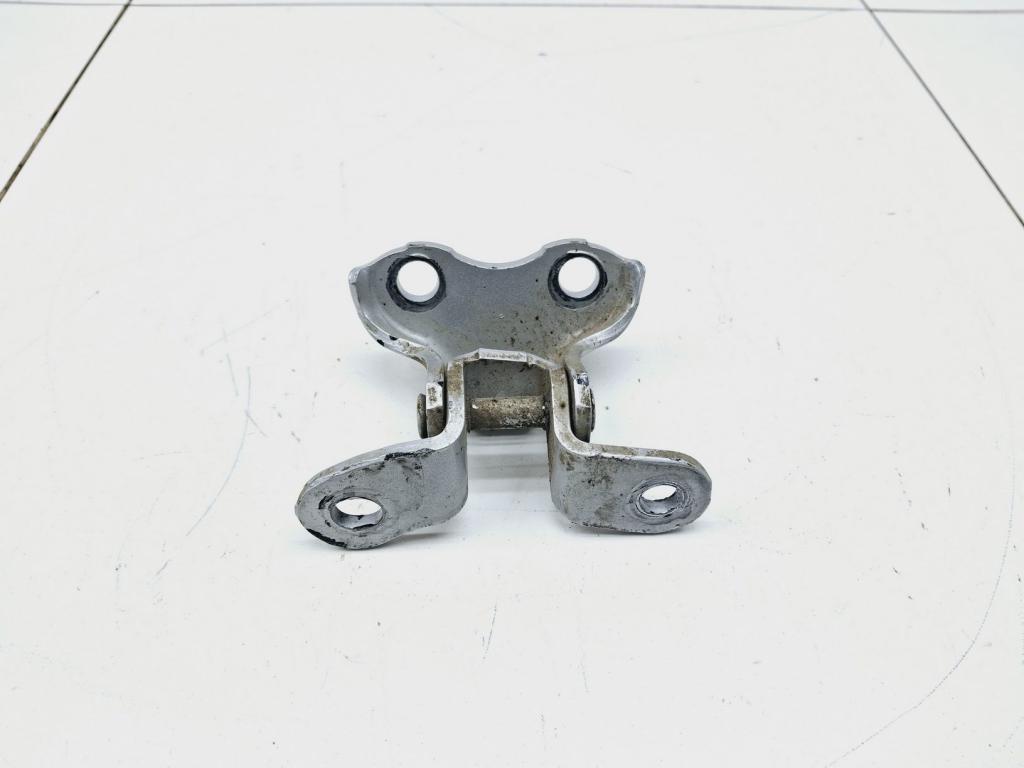 Петля двери передней правой нижняя, 1500 рублей, Пермь