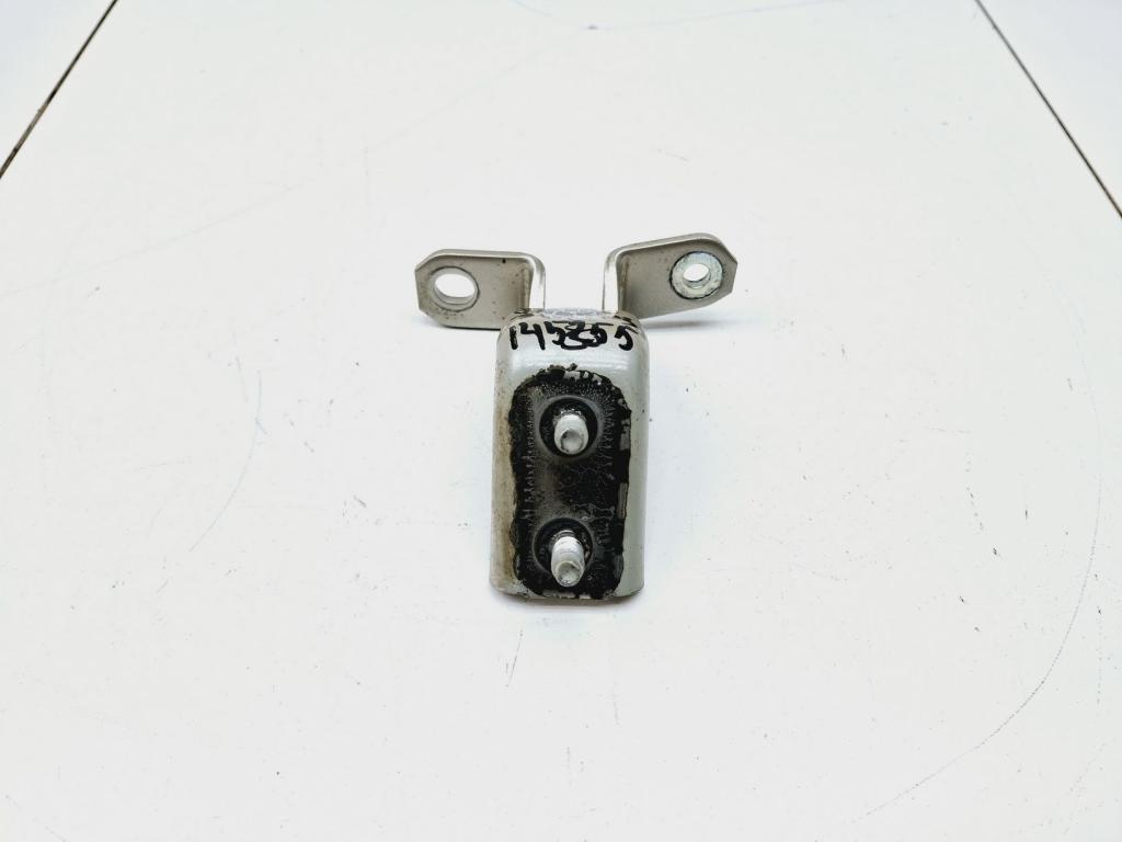 Петля двери задней правой нижняя, 500 рублей, Пермь