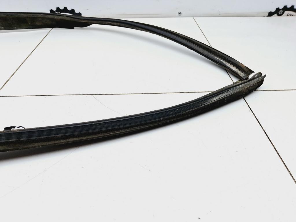 Уплотнитель наружный, 1000 рублей, Пермь