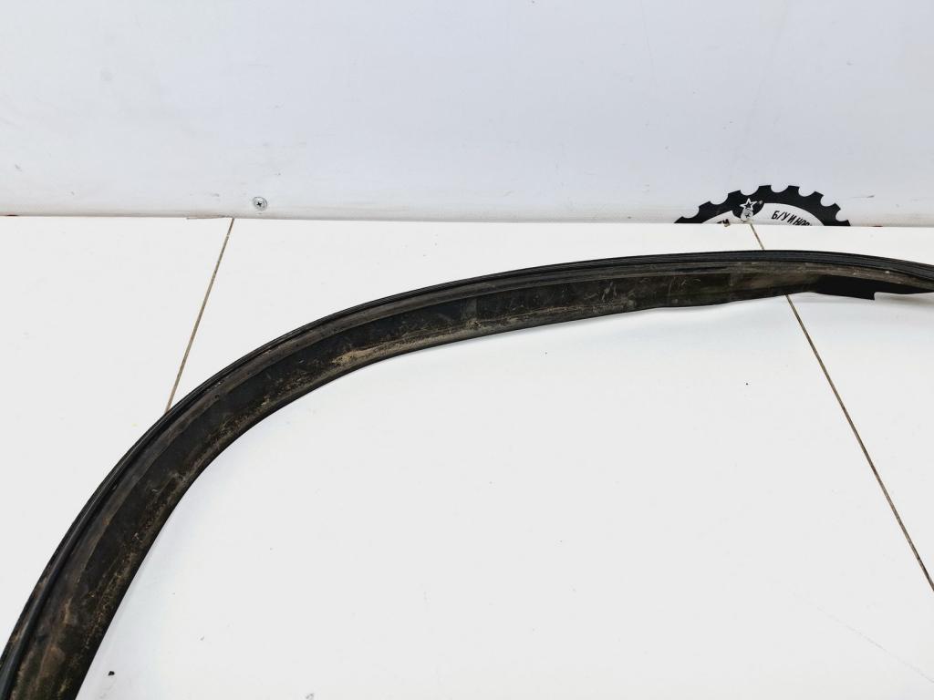 Уплотнитель наружный, 1000 рублей, Пермь