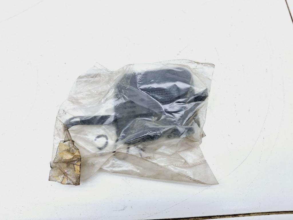 Заглушка буксировочного крюка, 700 рублей, Пермь