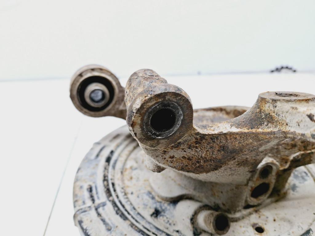 Кулак поворотный задний левый, 15000 рублей, Пермь