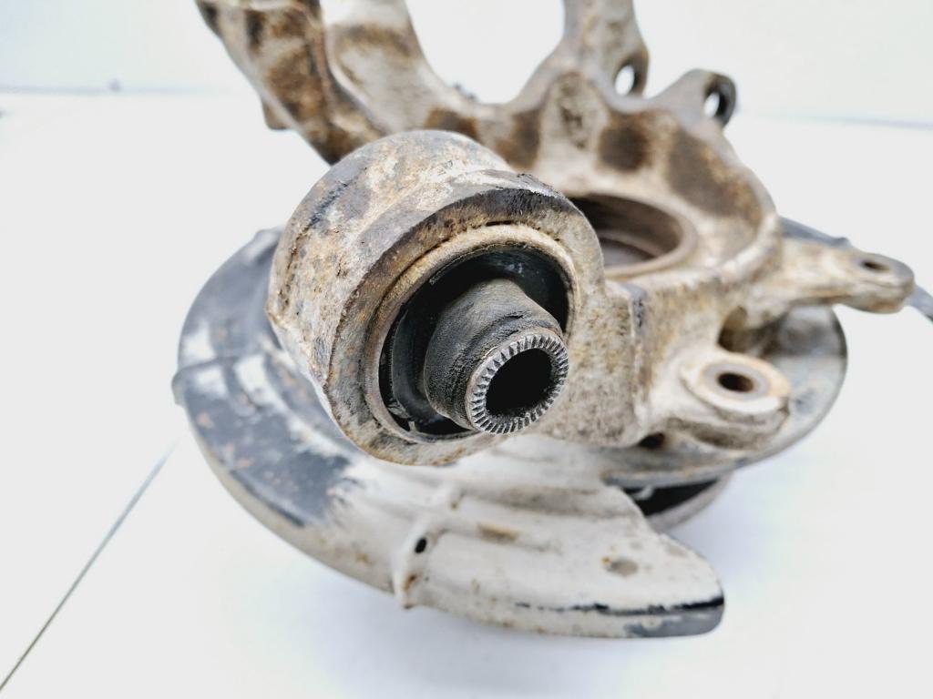 Кулак поворотный задний правый, 15000 рублей, Пермь