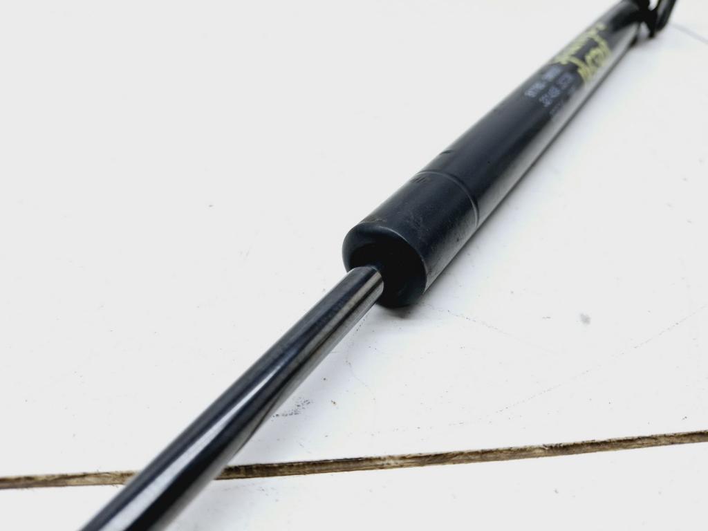 Амортизатор двери багажника, 500 рублей, Пермь