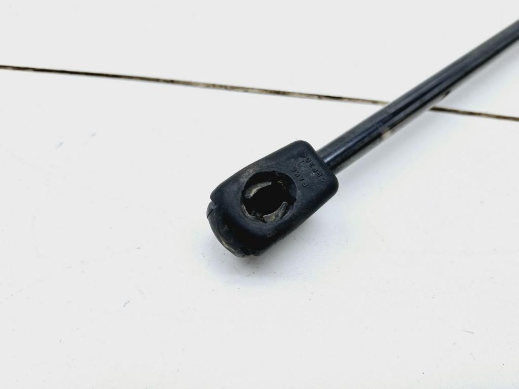 Амортизатор двери багажника, 500 рублей, Пермь