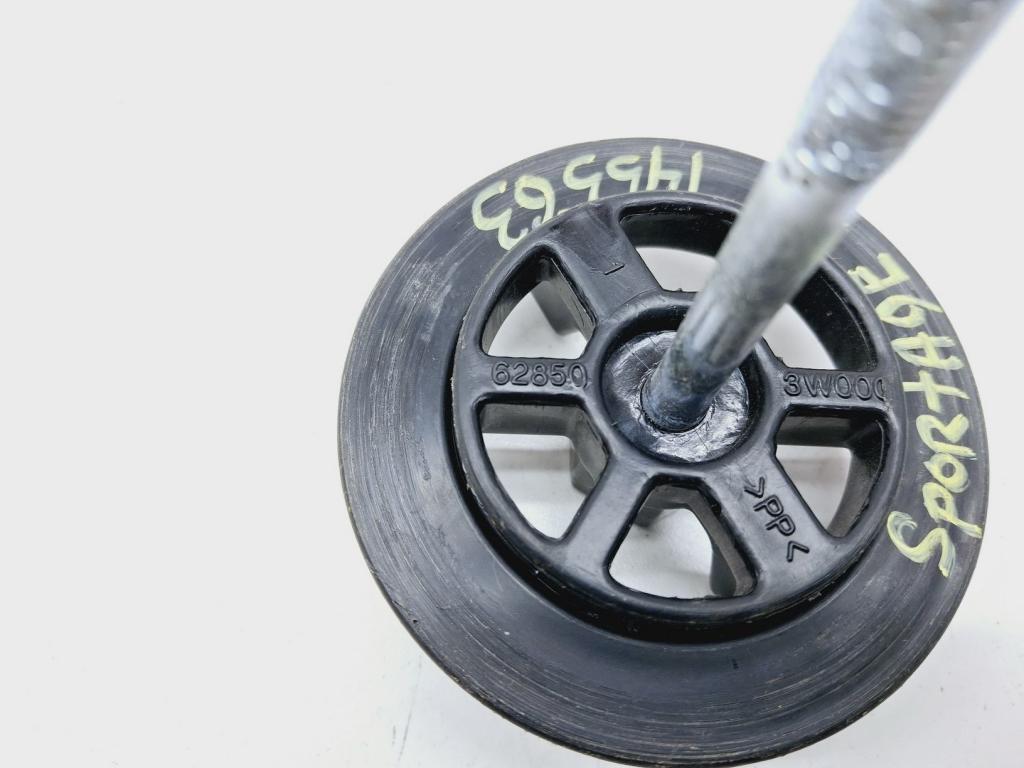 Болт крепления запасного колеса, 500 рублей, Пермь