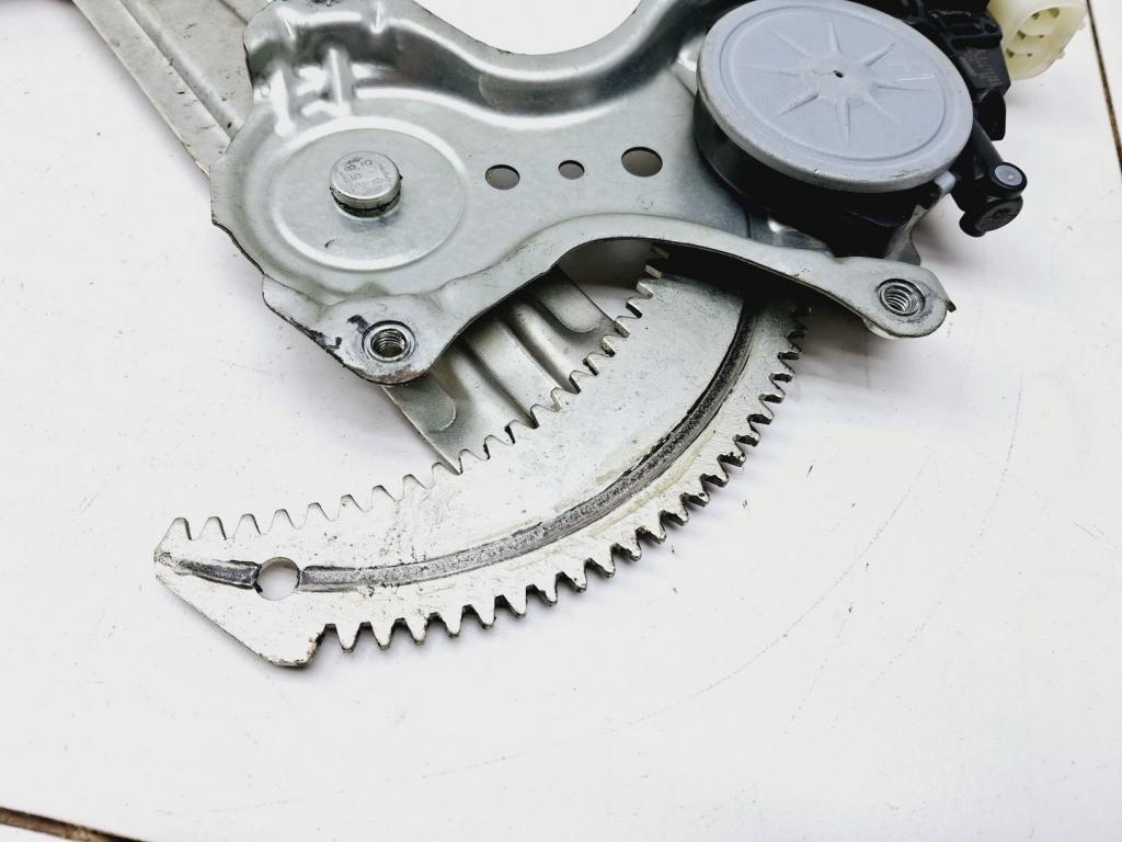 Стеклоподъемник передний левый, 9000 рублей, Пермь