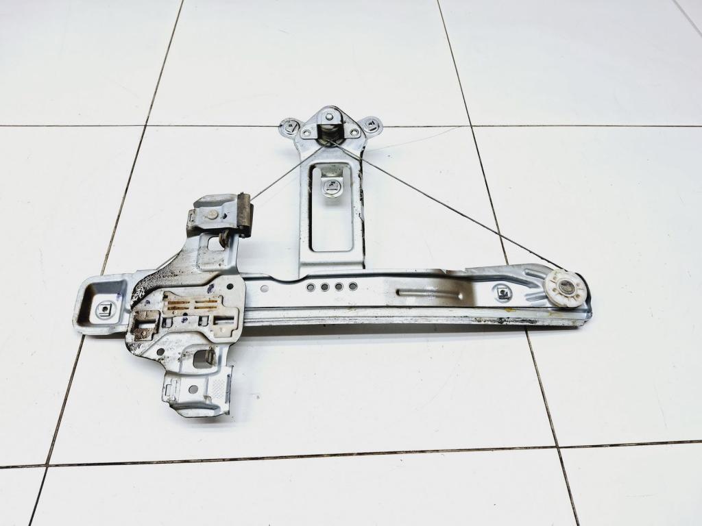 Стеклоподъемник механический задний левый, 500 рублей, Пермь