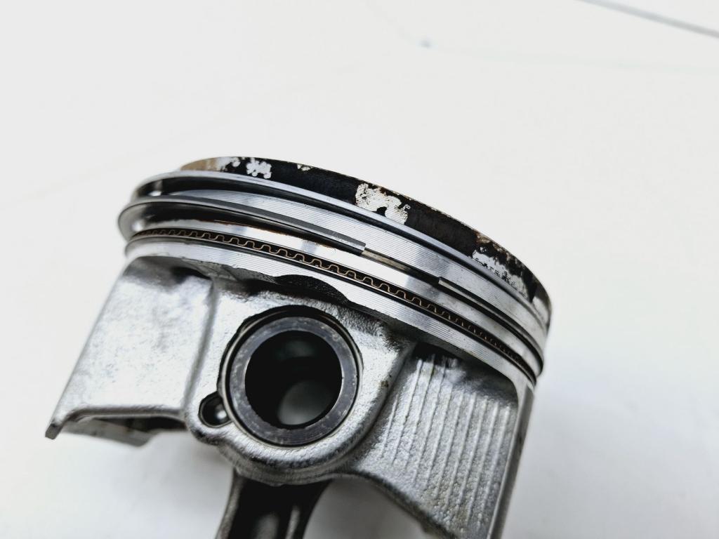 Поршень с шатуном, 2500 рублей, Пермь