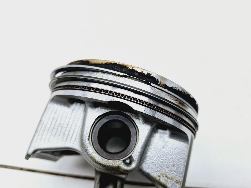 Поршень с шатуном, 2500 рублей, Пермь