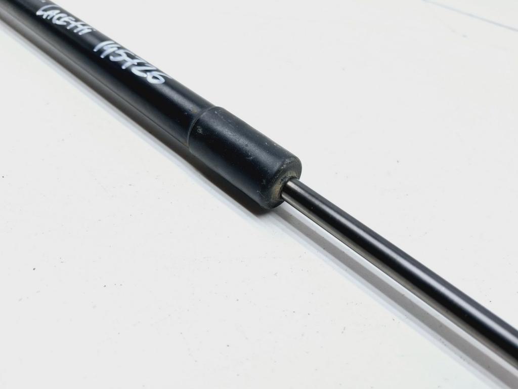 Амортизатор двери багажника, 500 рублей, Пермь