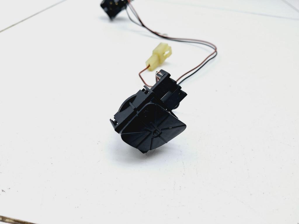 Кнопка в руль, 500 рублей, Пермь