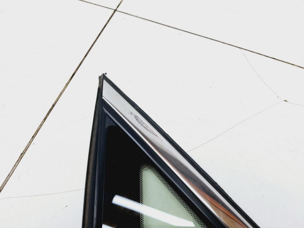 Стекло кузовное глухое правое, 1000 рублей, Пермь