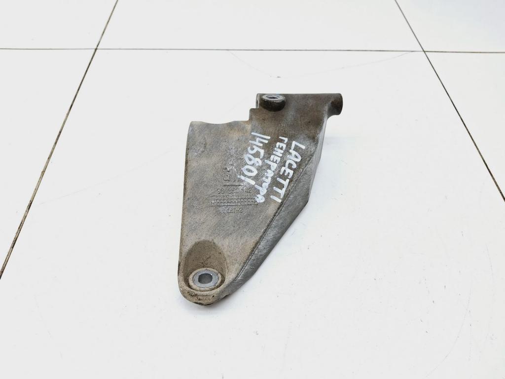 Кронштейн генератора, 500 рублей, Пермь