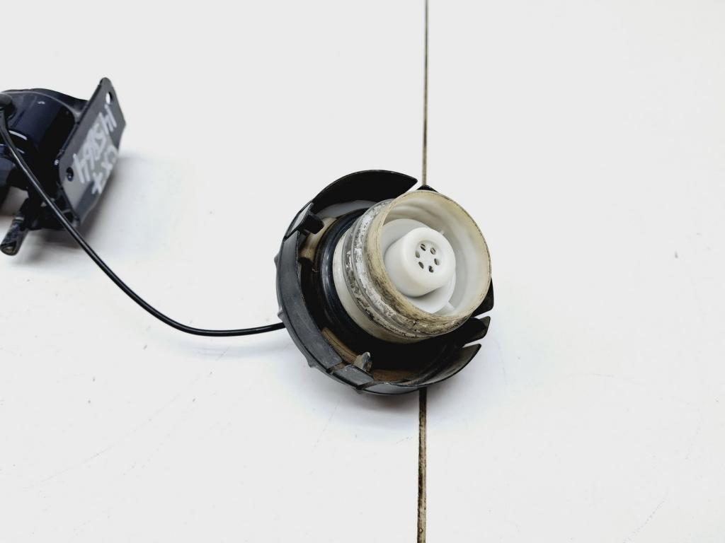 Лючок бензобака, 1000 рублей, Пермь