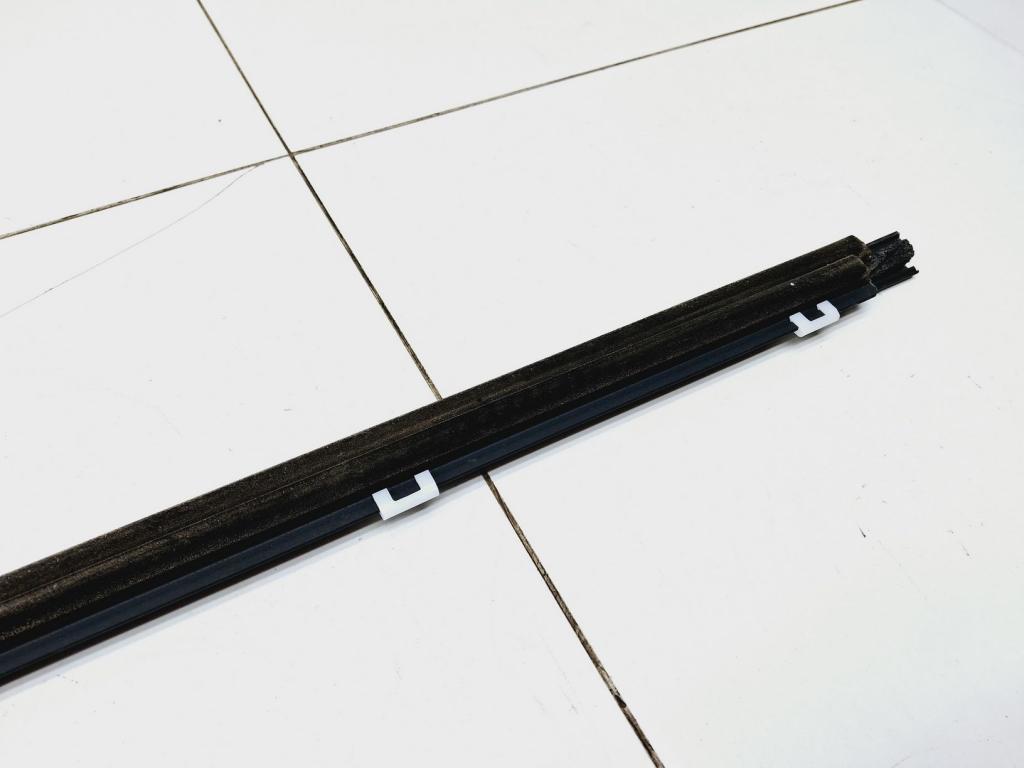 Накладка стекла переднего левого, 3000 рублей, Пермь