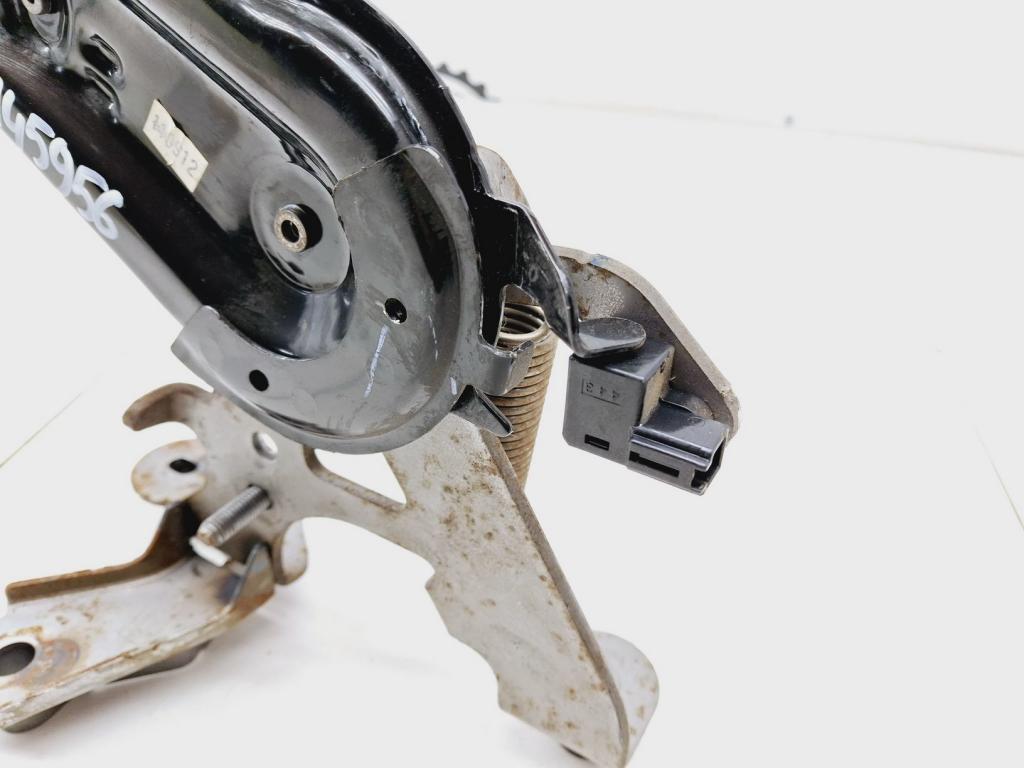 Педаль ручника, 500 рублей, Пермь