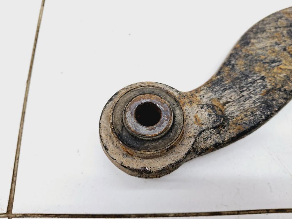 Тяга задняя поперечная правая, 1000 рублей, Пермь